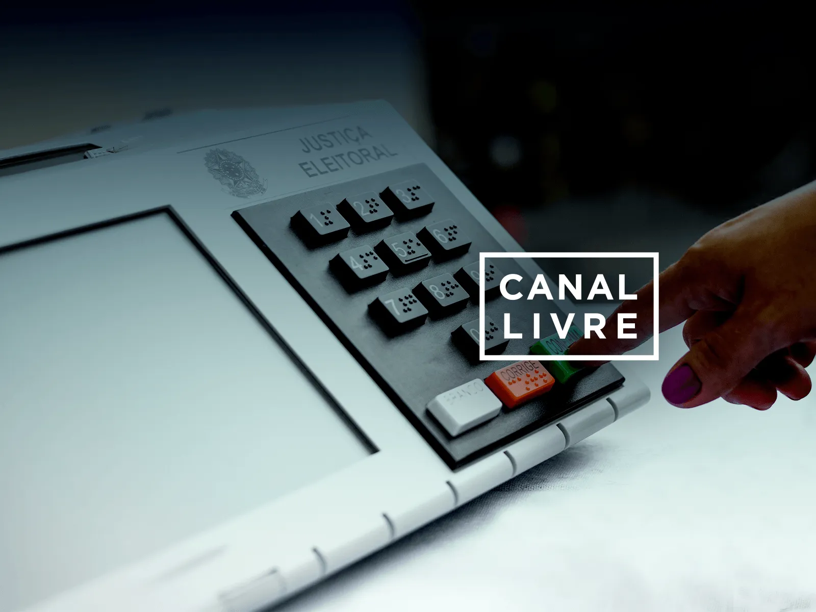 Canal Livre analisa 1º debate Flávio x Lula na Band; assista ao vivo