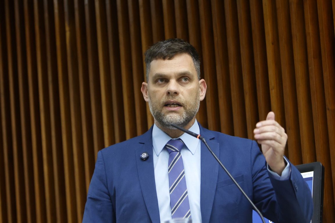 Deputado questiona R$ 464 milhões do Centre Pompidou em Foz do Iguaçu