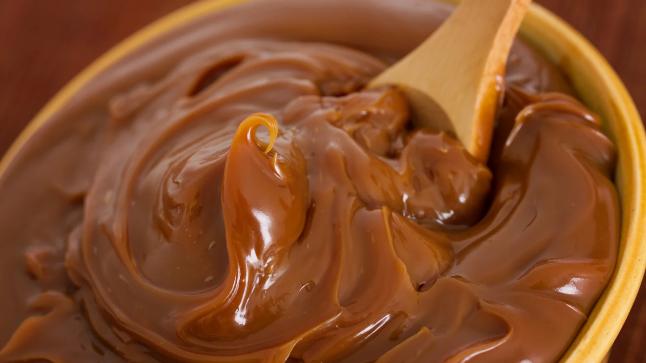Aprenda a fazer doce de leite na panela pressão sem risco