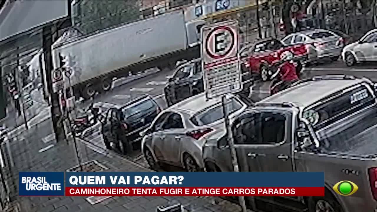 Quem paga pelos carros atingidos por caminhão em fuga em Cascavel?