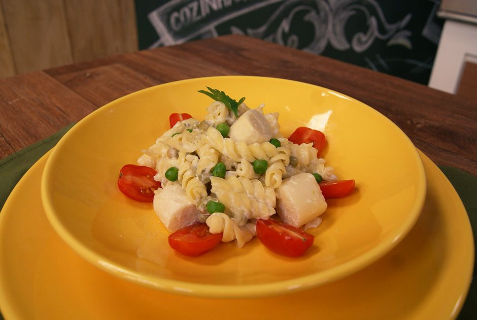 Faça um delicioso macarrão à parisiense no micro-ondas