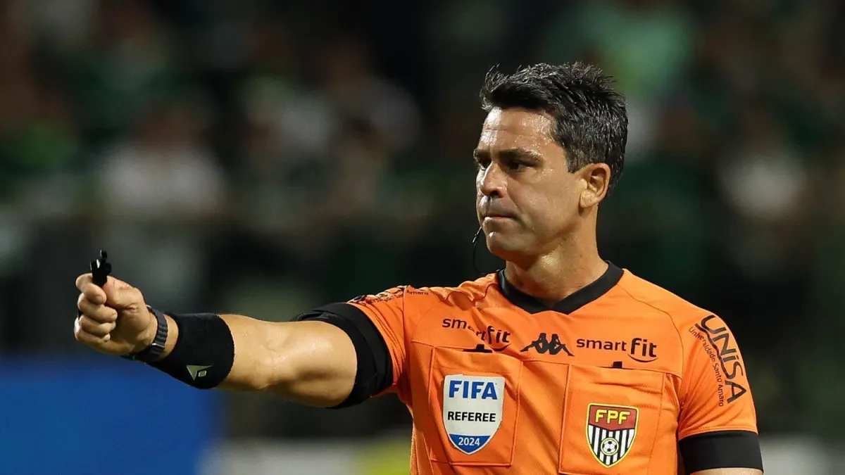 Nascido em Ubatuba, árbitro FIFA apita final da Copa Paulista
