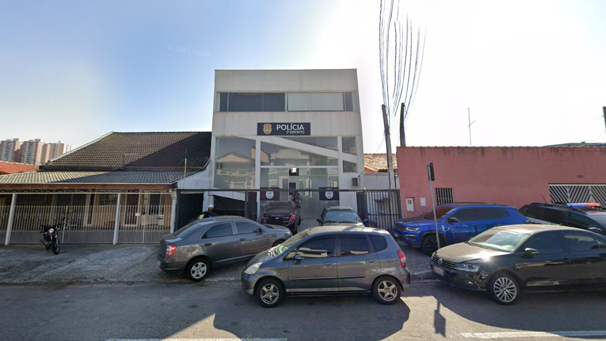 Homem de 29 anos é morto a tiros dentro de marcenaria em SJC