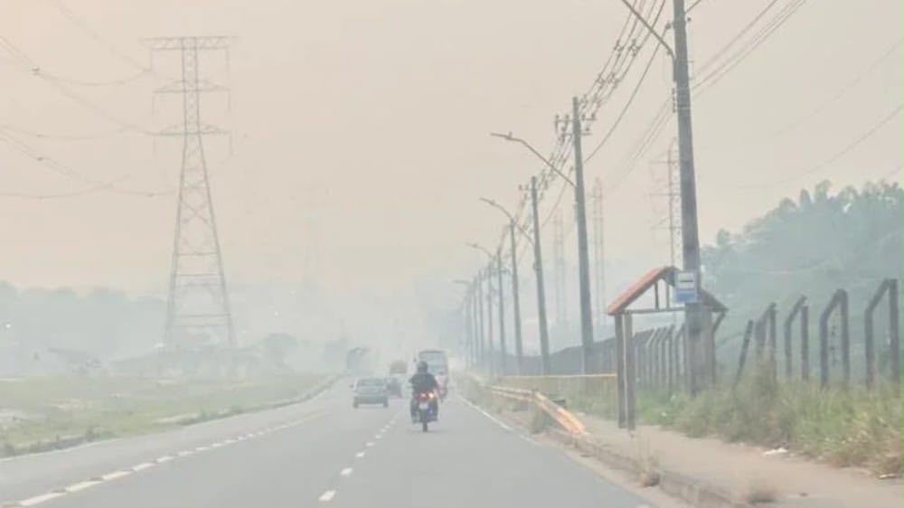 Manaus (AM) pede socorro após fumaça atingir níveis extremos de poluição