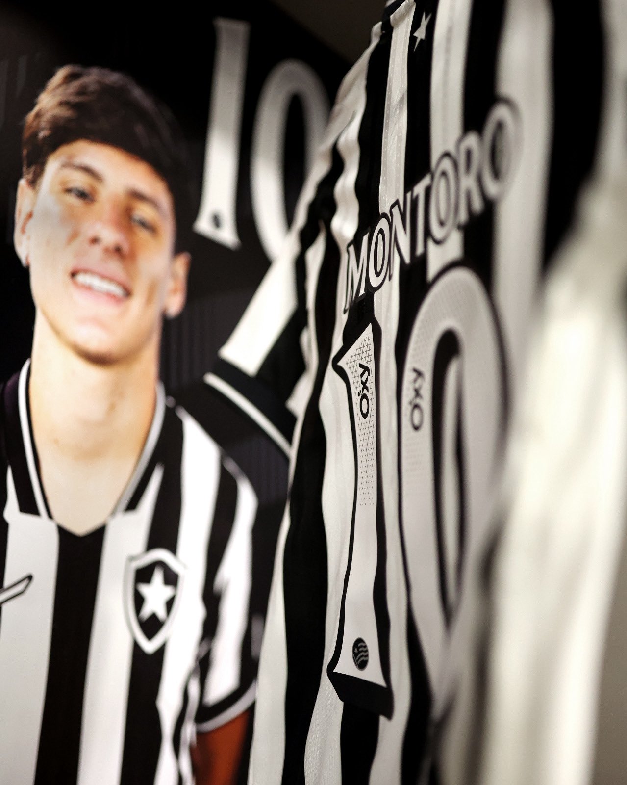 Botafogo x Chapecoense: veja escalações para jogo do Brasileirão