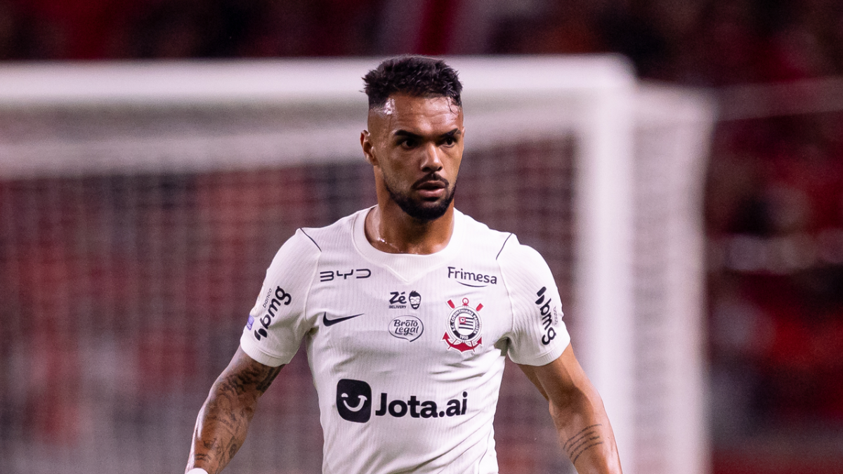 Raniele passará por cirurgia no joelho e vira desfalque no Corinthians