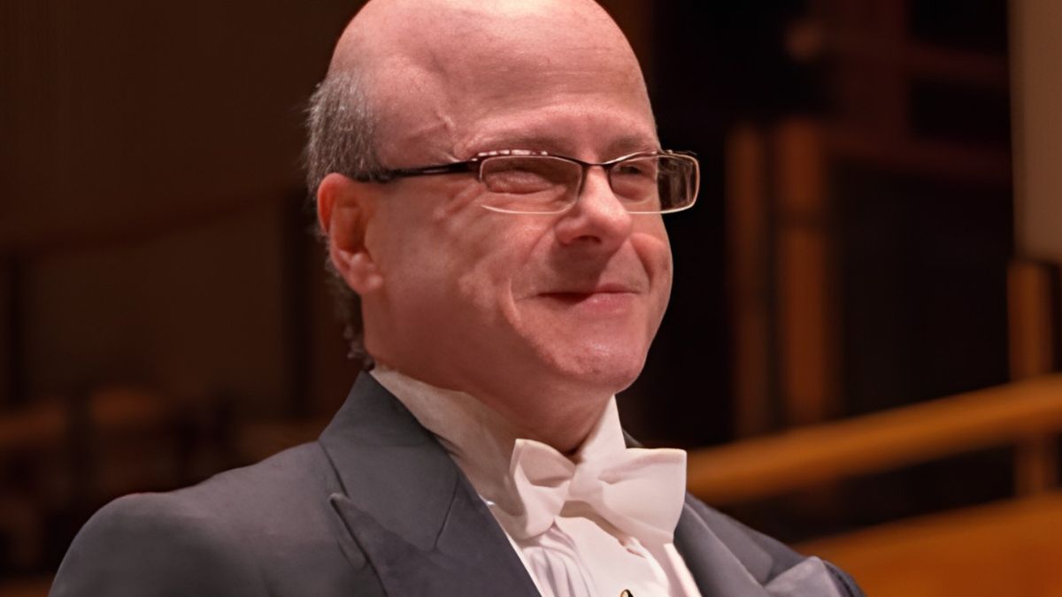 Morre o maestro Roberto Tibiriçá aos 72 anos em São Paulo