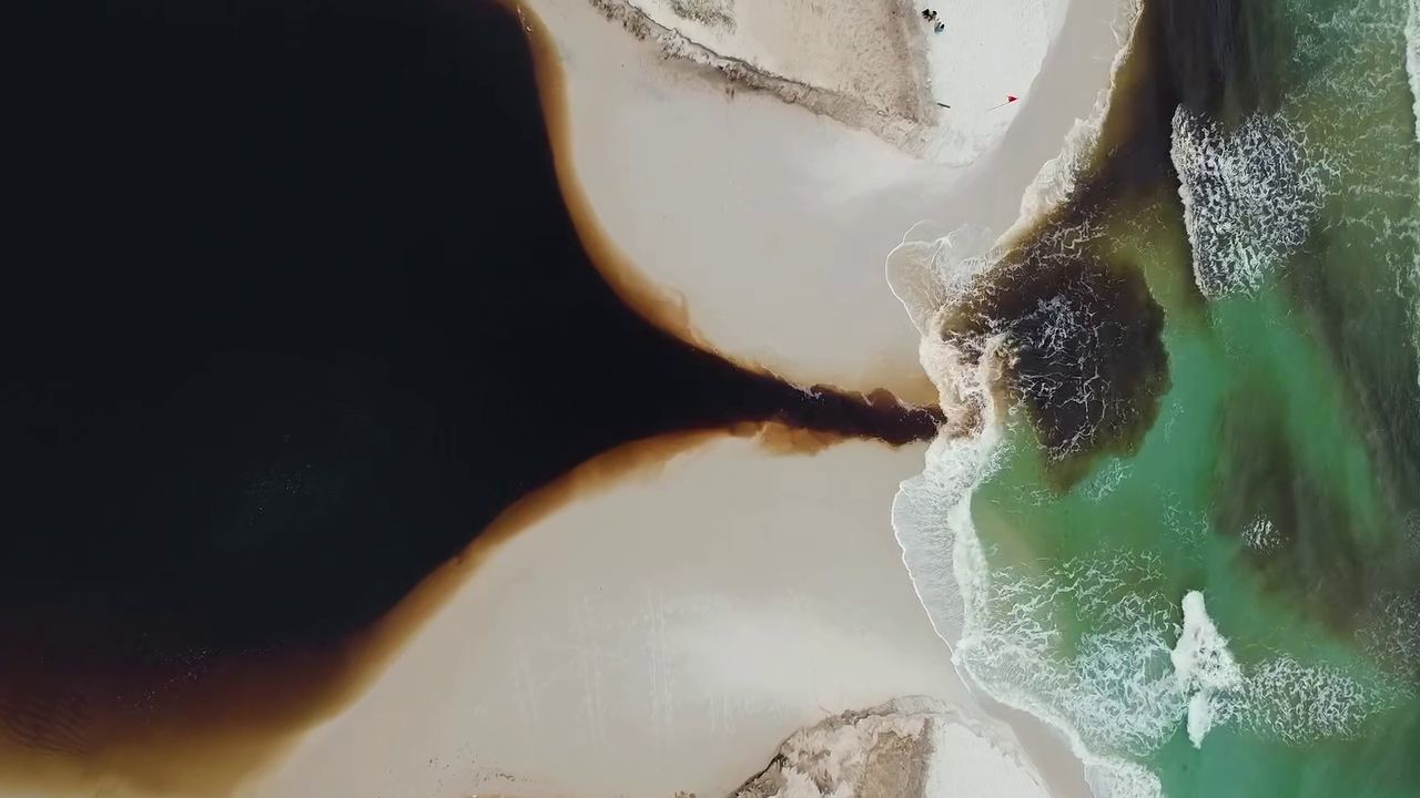 INEA apura possível crime ambiental em ligação entre lagoa e mar