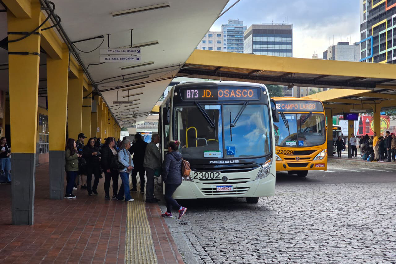 Ônibus metropolitanos terão tarifa gratuita no domingo de eleição